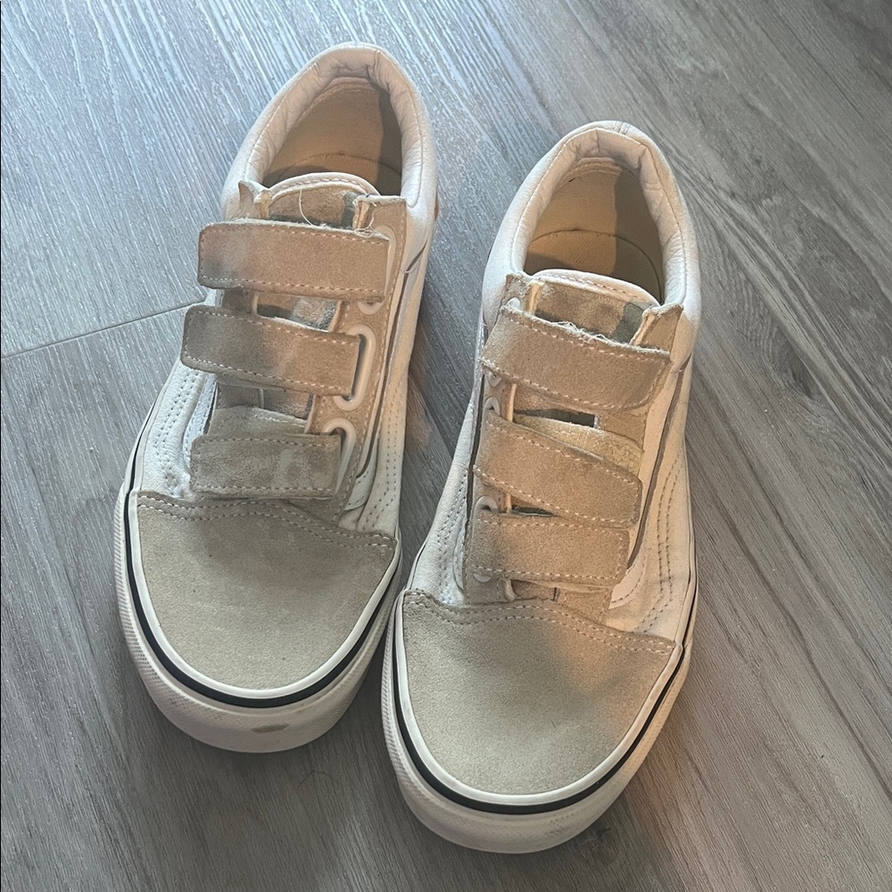 Vans Old Skool V Shoe
